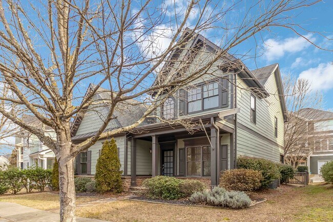 Foto del edificio - 1529 Gilstrap Ln NW