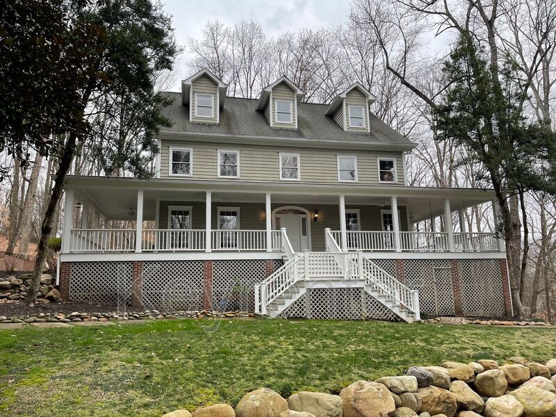 Primary Photo - 11110 Poplar Ridge Rd