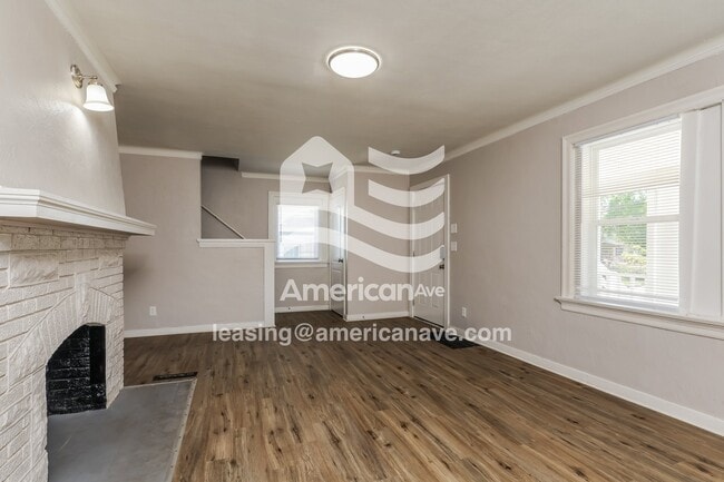 Foto del edificio - 43 W Hillcrest Ave