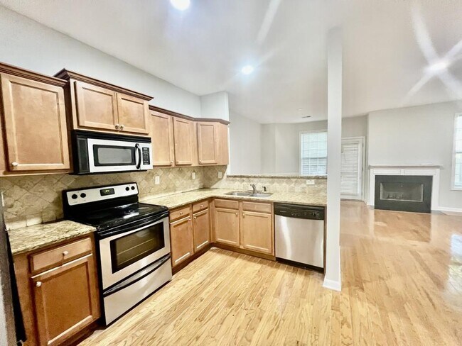 Foto del edificio - 3110 Garrard Pl