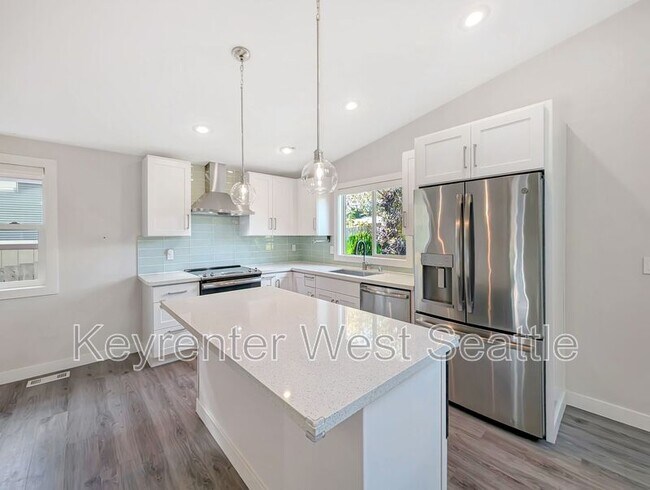 Building Photo - 5454 21st Ave SW