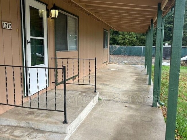 Photo - 1315 I St House