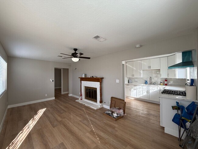Foto del edificio - Lancaster 3 Bedroom + 2 Bathroom