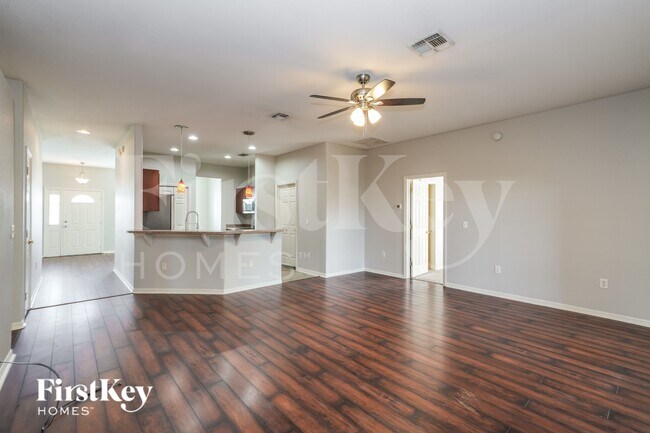 Foto del edificio - 3261 Pebblebrooke Blvd