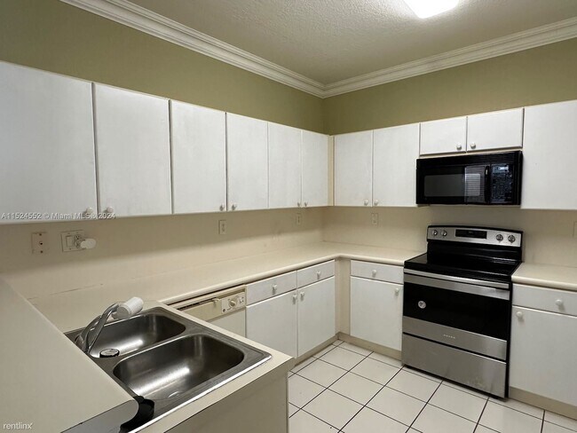 Foto del edificio - 3 br, 2.5 bath House - 4371 SW 160th Ave A...