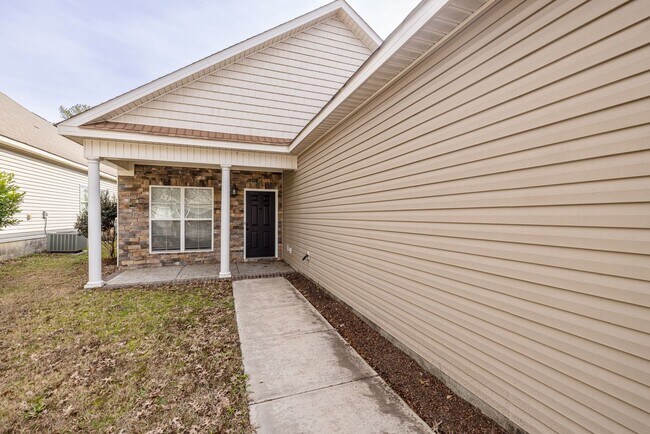 Building Photo - 528 Casey Ct