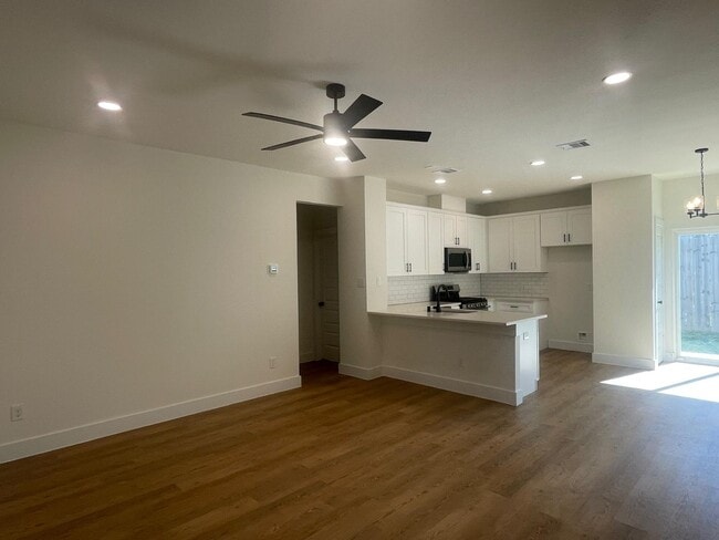 Foto del edificio - 16539 Oasis Glade Dr