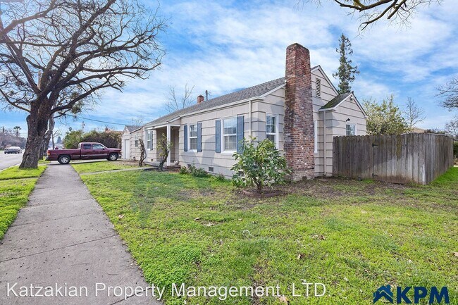 Building Photo - 2 br, 1 bath House - 2925 N. El Dorado St.