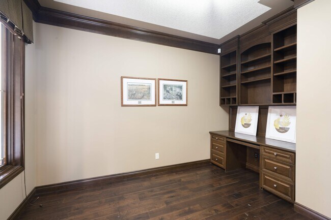 Photo du bâtiment - 132 Aspen Cliff Close SW