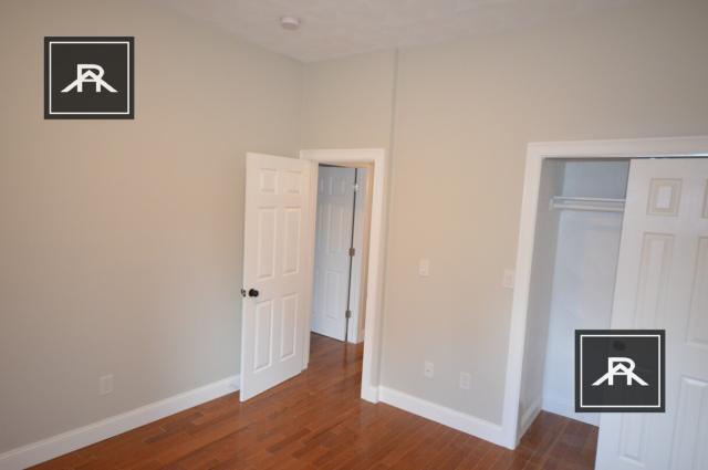 Building Photo - 2 bedroom in Boston MA 02128