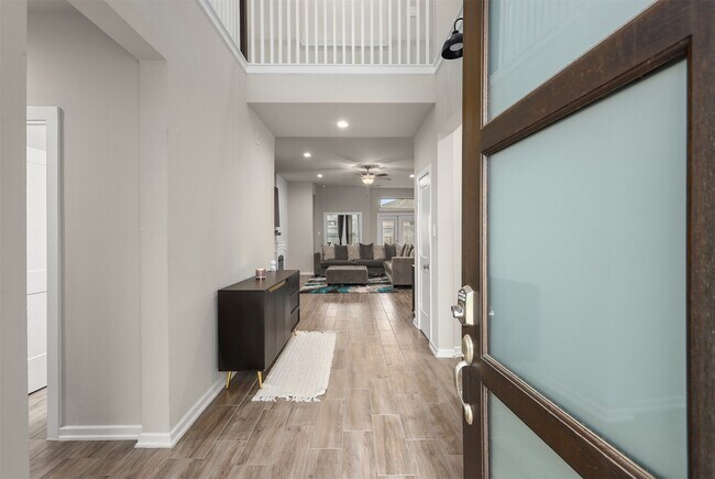 Foto del edificio - 3109 Secret Lagoon Ln