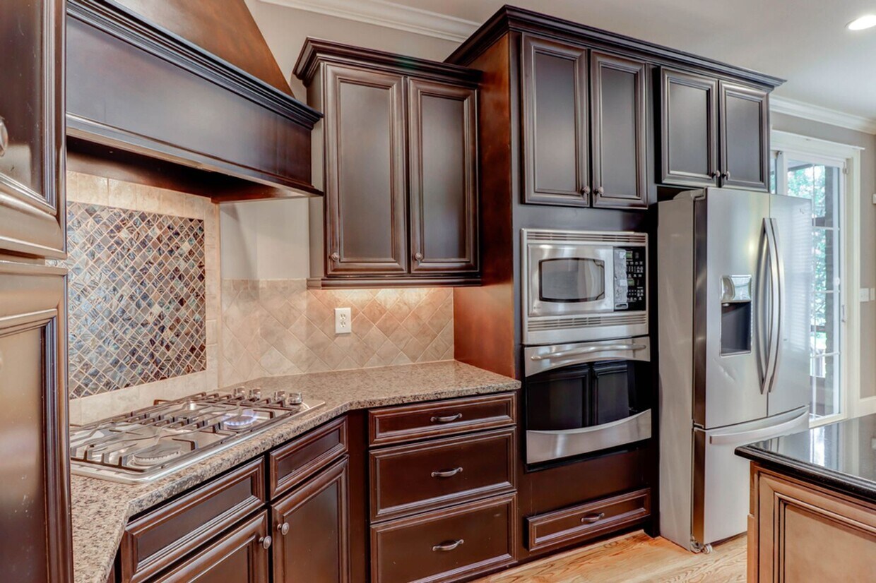 Primary Photo - FOR RENT- 4-5 BD 3 BA Home - Five Forks