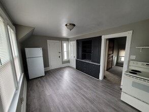 Building Photo - 4168A N 92nd St