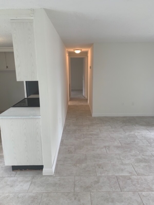 Building Photo - 6921 Julia Ct