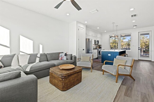 Foto del edificio - 37 29th St N
