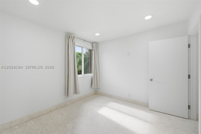 Foto del edificio - 22384 Thousand Pines Ln