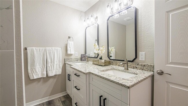 Building Photo - 13572 SE 102nd Ct