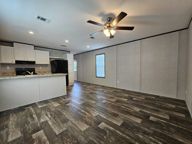 Foto del edificio - 1049 Myakka Dr