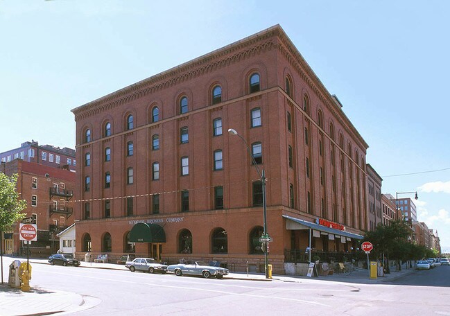 Building Photo - 1634 18th St