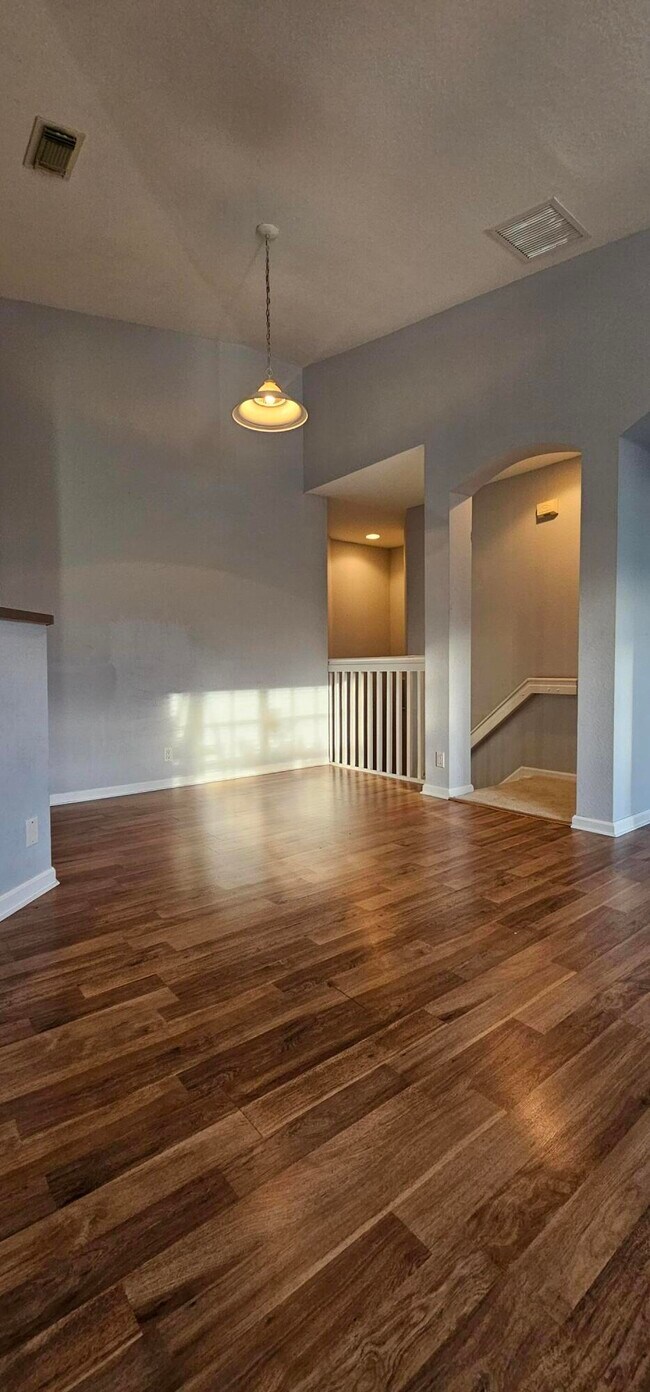 Foto del edificio - 3078 Laurel Ridge Cir