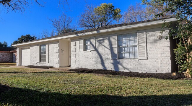 Building Photo - 1106 Twin Falls Rd