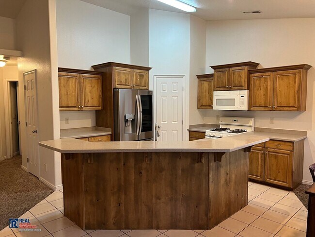 Foto del edificio - Single Family Home in Ironwood