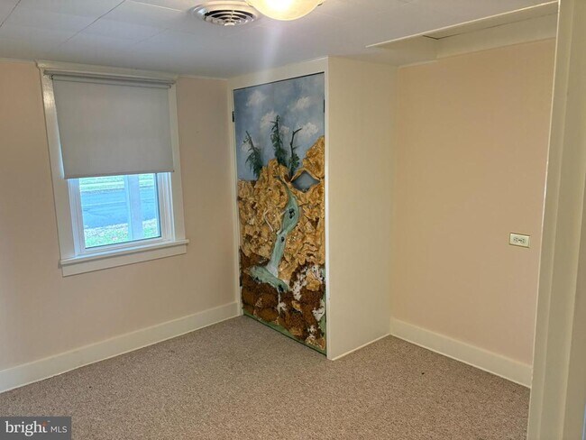 Foto del edificio - 3842 Old Easton Rd