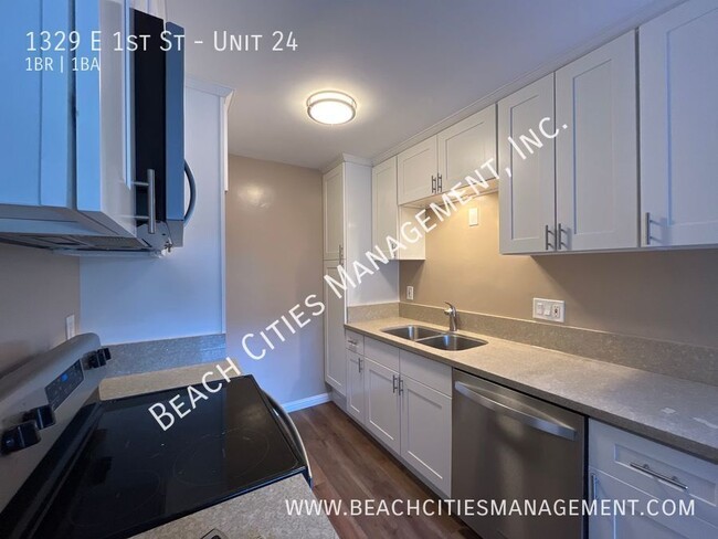 Foto del edificio - 1329 E 1st St