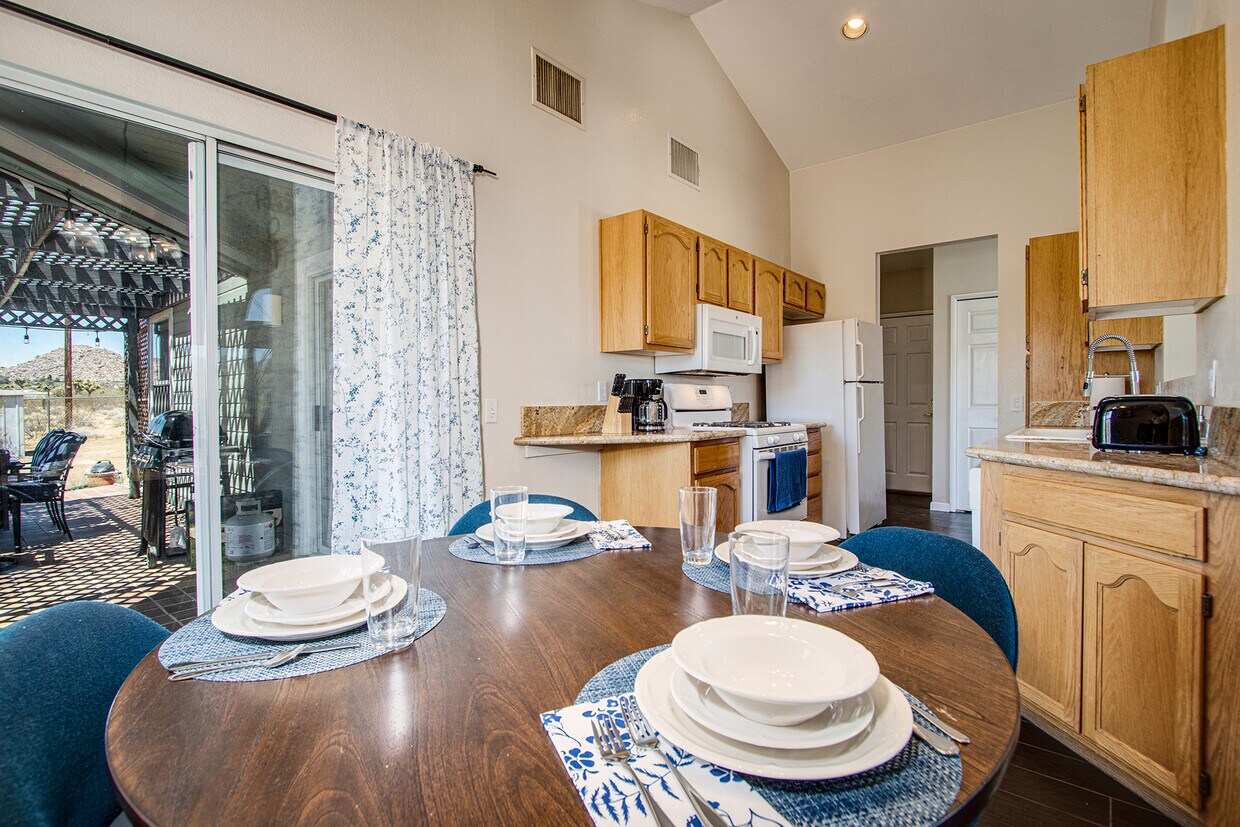Foto principal - 63437 Quail Springs Rd
