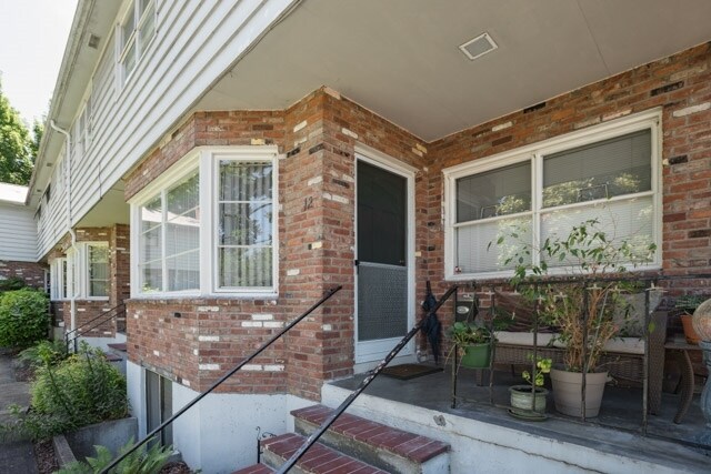 Foto del edificio - 50 Northshore Rd