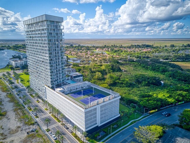 Foto del edificio - 2000 Metropica Wy