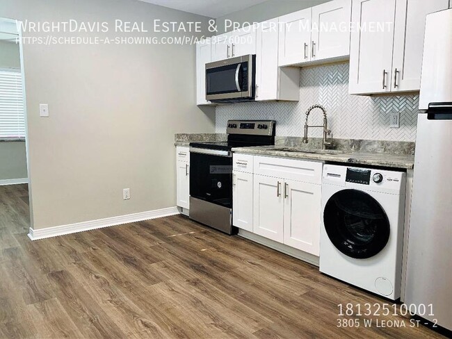 Photo - 3805 W Leona St Apartment