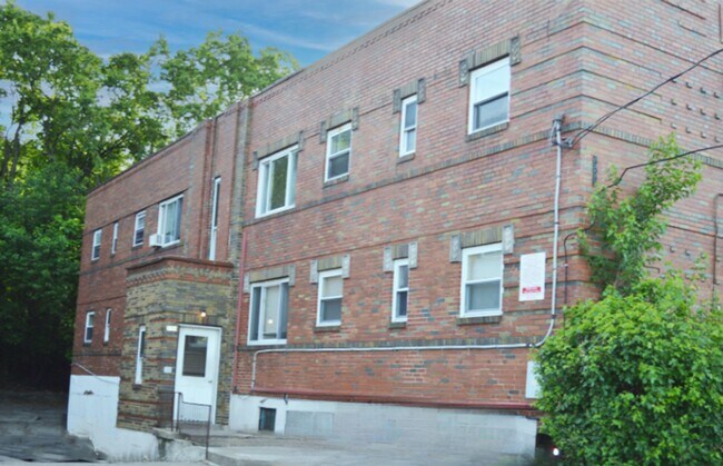 Foto del edificio - 948 Ludlow Ave