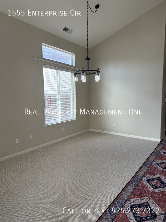 Building Photo - 1555 Enterprise Cir