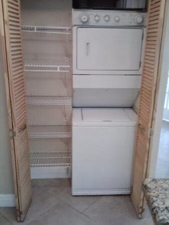 Foto del edificio - 2445 SW 18th Terrace