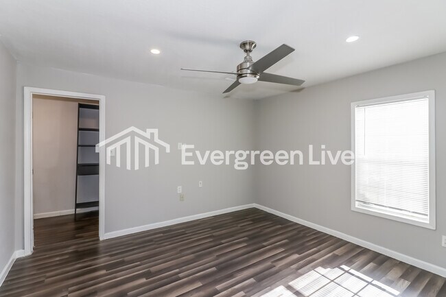 Building Photo - 2147 Frey Rd