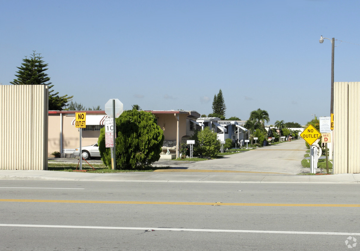 Building Photo - Medley Mobile Home Park