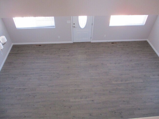 Building Photo - 1621 W Huning