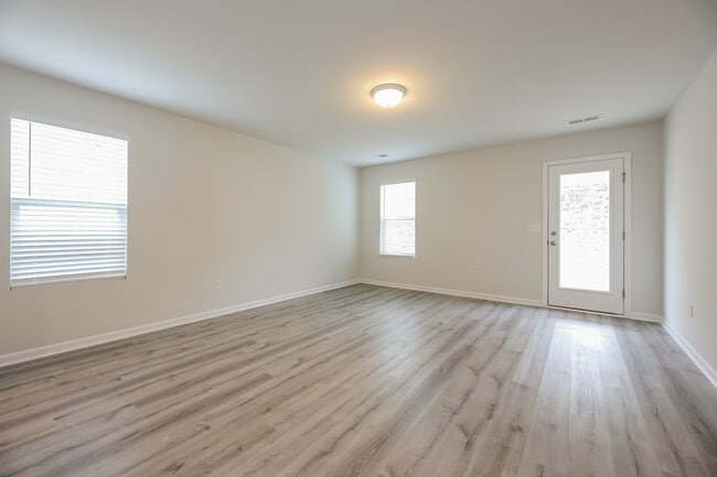 Building Photo - 166 Butler Knl Ct