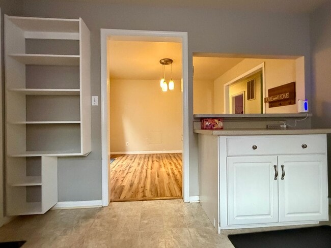 Foto del edificio - Charming 3bdr Brick Rancher in the Heart o...