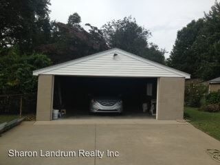 Foto del edificio - 4 br, 1 bath House - 867 Molter Ave