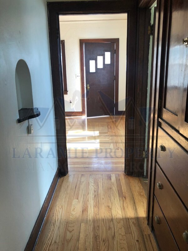 Foto del edificio - 511 E Lewis St