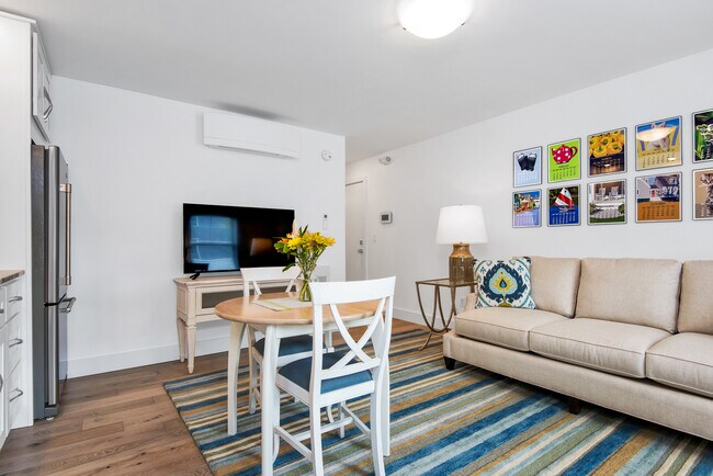 Foto del edificio - 48 Wilmot St