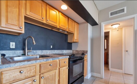 Foto del edificio - 311 W Ashley St