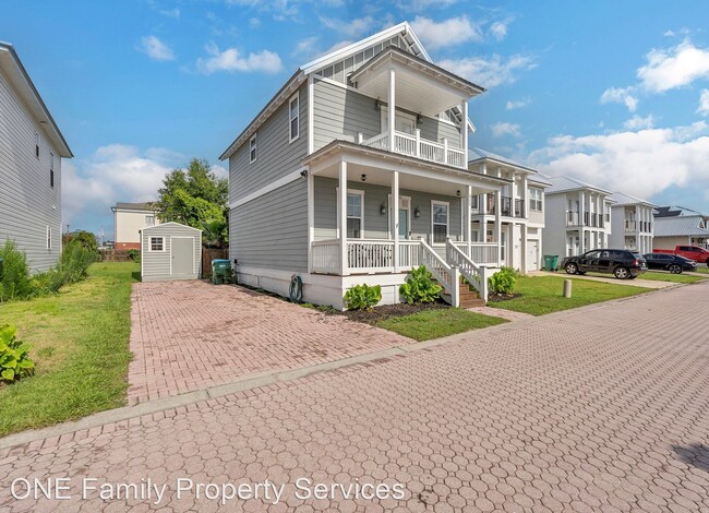 Building Photo - 3 br, 3 bath House - 311 Raven Ln
