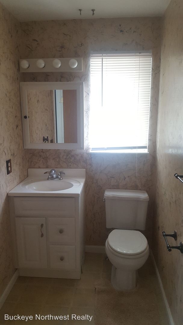 Building Photo - 2188 Chalmette Dr