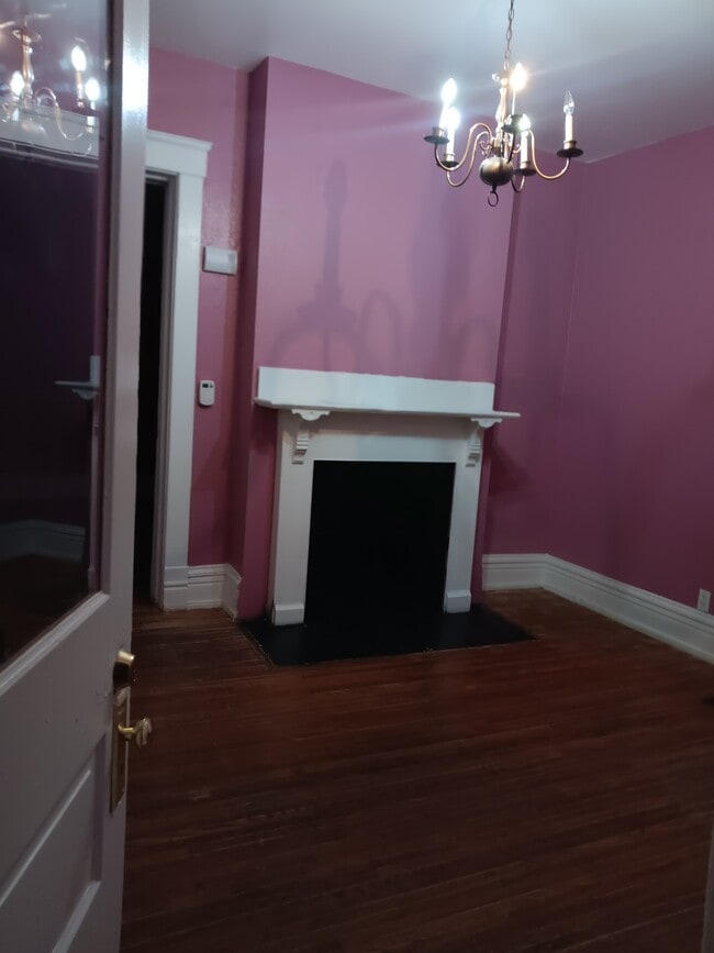 Decorative fireplace nice and cozy - 2254 Whitney Ave