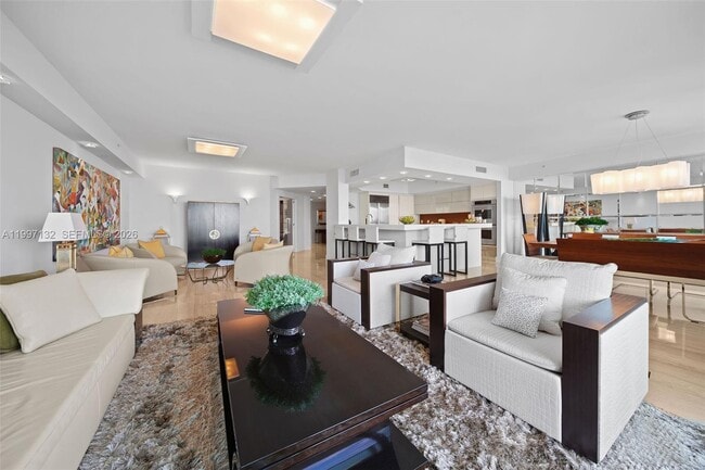 Foto del edificio - 3301 NE 183rd St