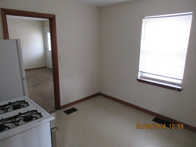 Foto del edificio - 615 W 29th St