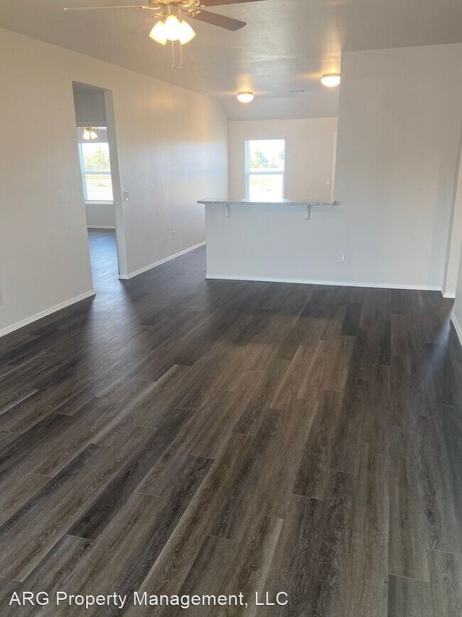 Foto del edificio - 4 br, 2 bath House - 539 SE 3rd Place